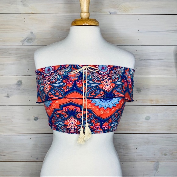 Red & Blue Ruffled Paisley Strapless Crop Top - Picture 2 of 6